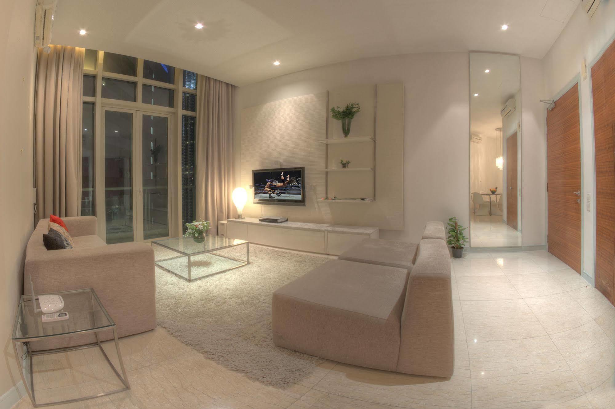 Golden Triangle Suites By Mondo Куала Лумпур Екстериор снимка